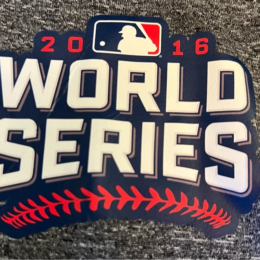 2016 World Series Stitches‎ Pullover Men’s Size Small Color Grey